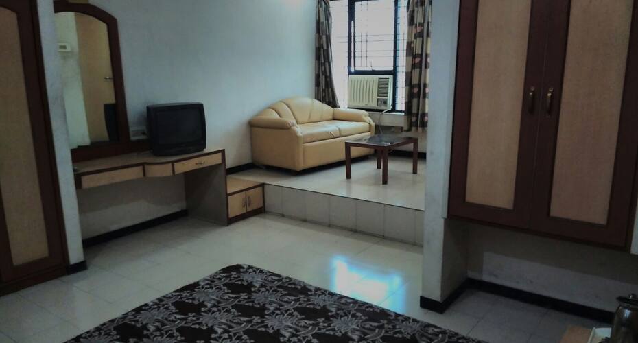 Hotel Shri Jai Palace, Nashik 4